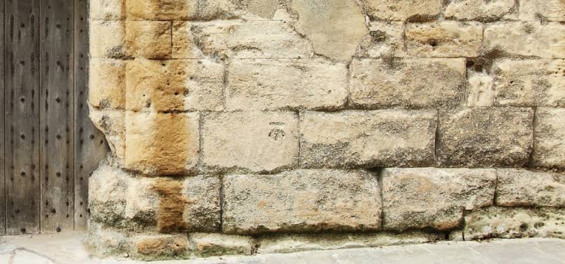 If Your Life Is Crumbling, You're Missing This: Why Jesus Must Be Your Cornerstone